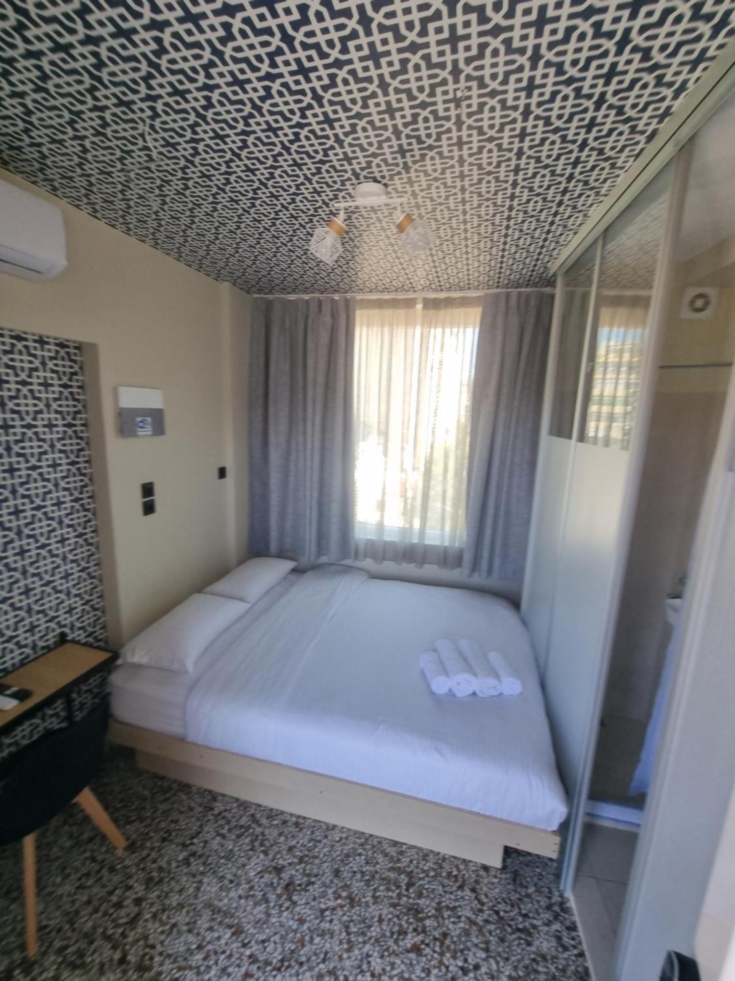 7Athens Aparthotel Buitenkant foto